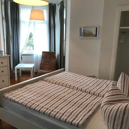 Guest house 32